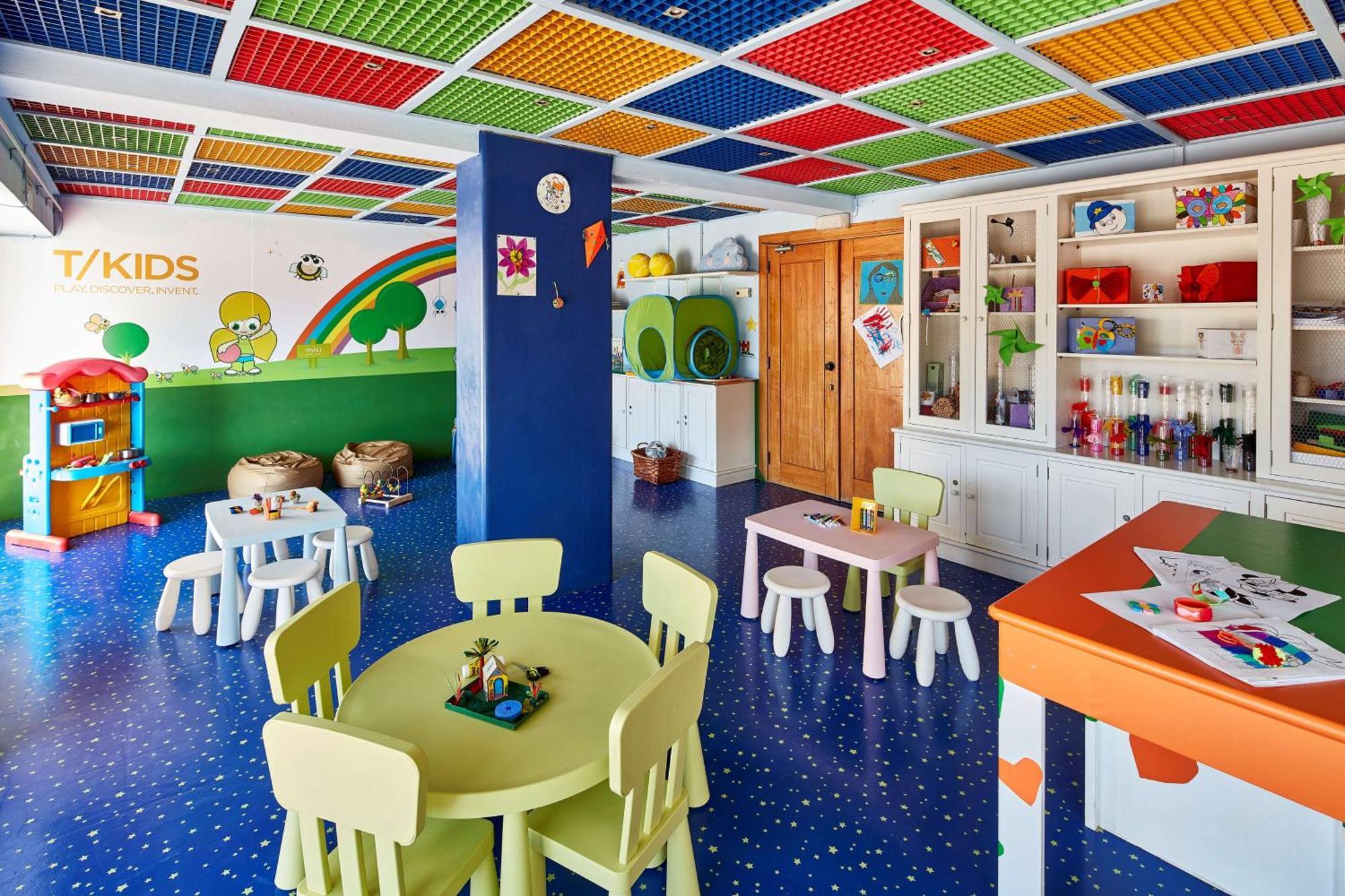 ホテル チボリ カルボエイロ カルヴォエイロ エクステリア 写真 A nursery in Spain