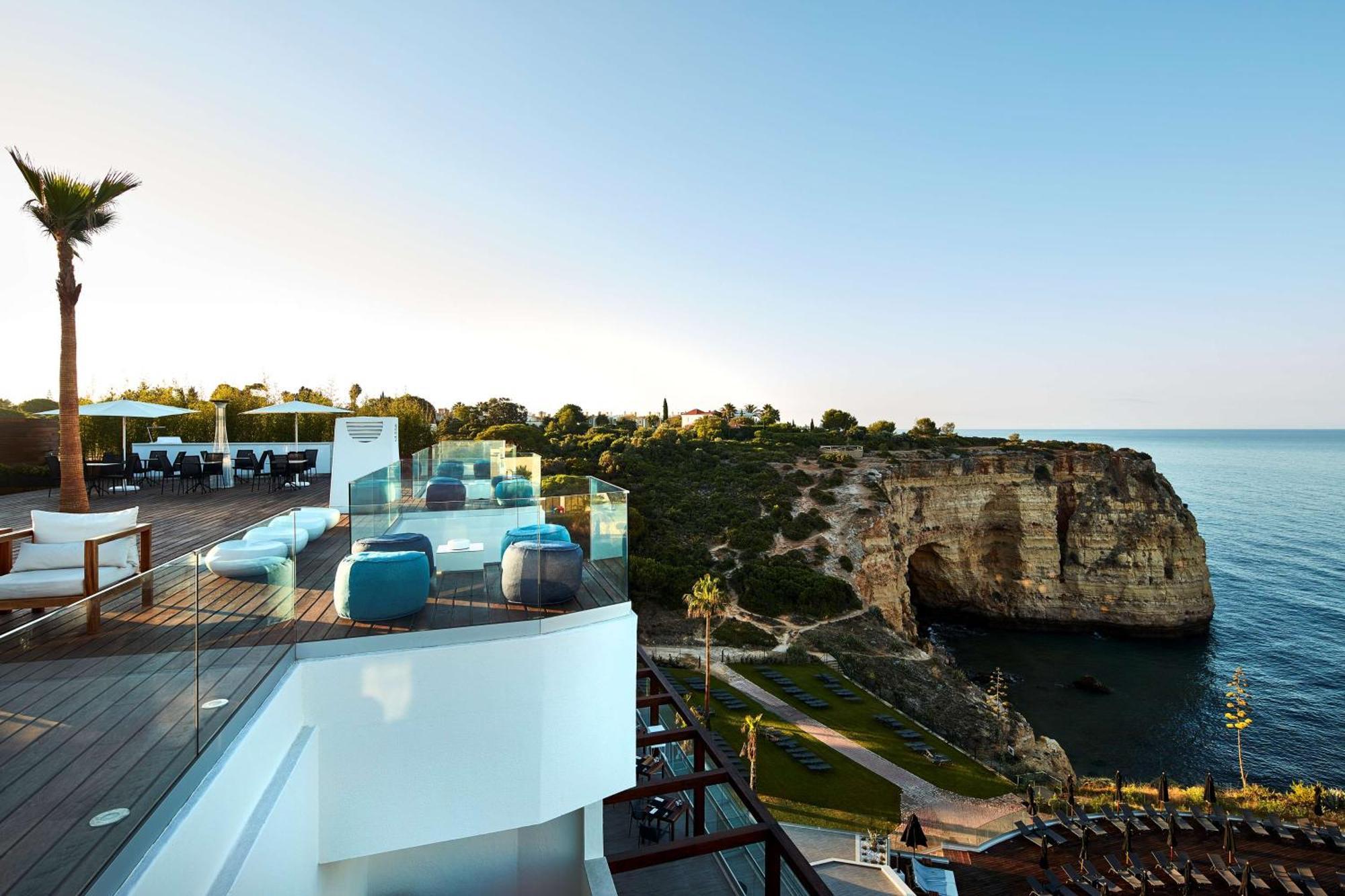 ホテル チボリ カルボエイロ カルヴォエイロ エクステリア 写真 The hotel's rooftop