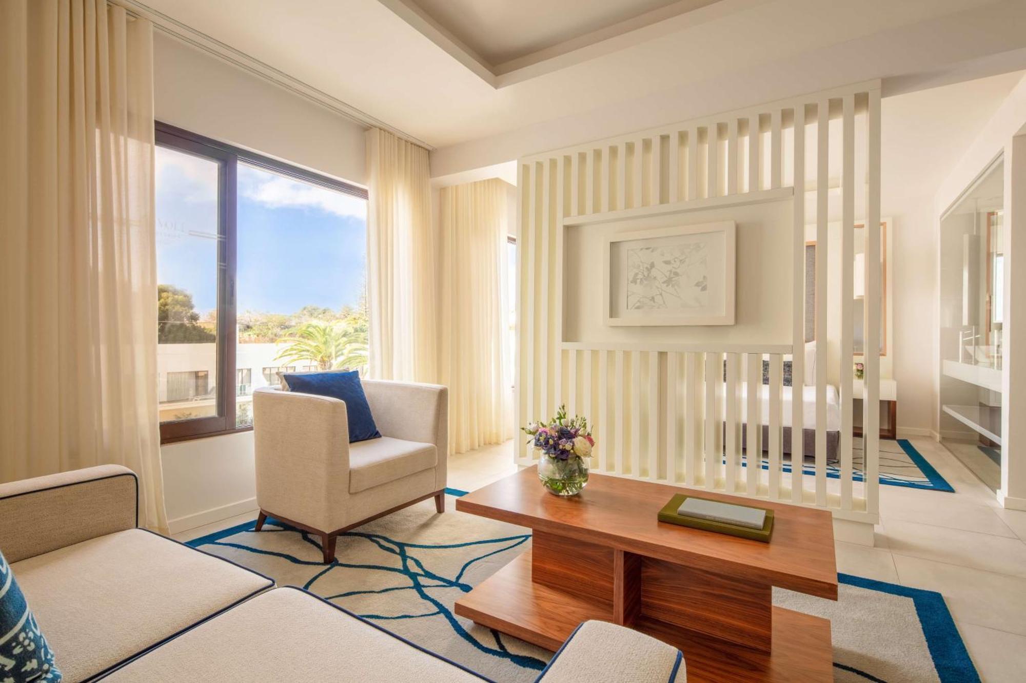 ホテル チボリ カルボエイロ カルヴォエイロ エクステリア 写真 A suite at the hotel