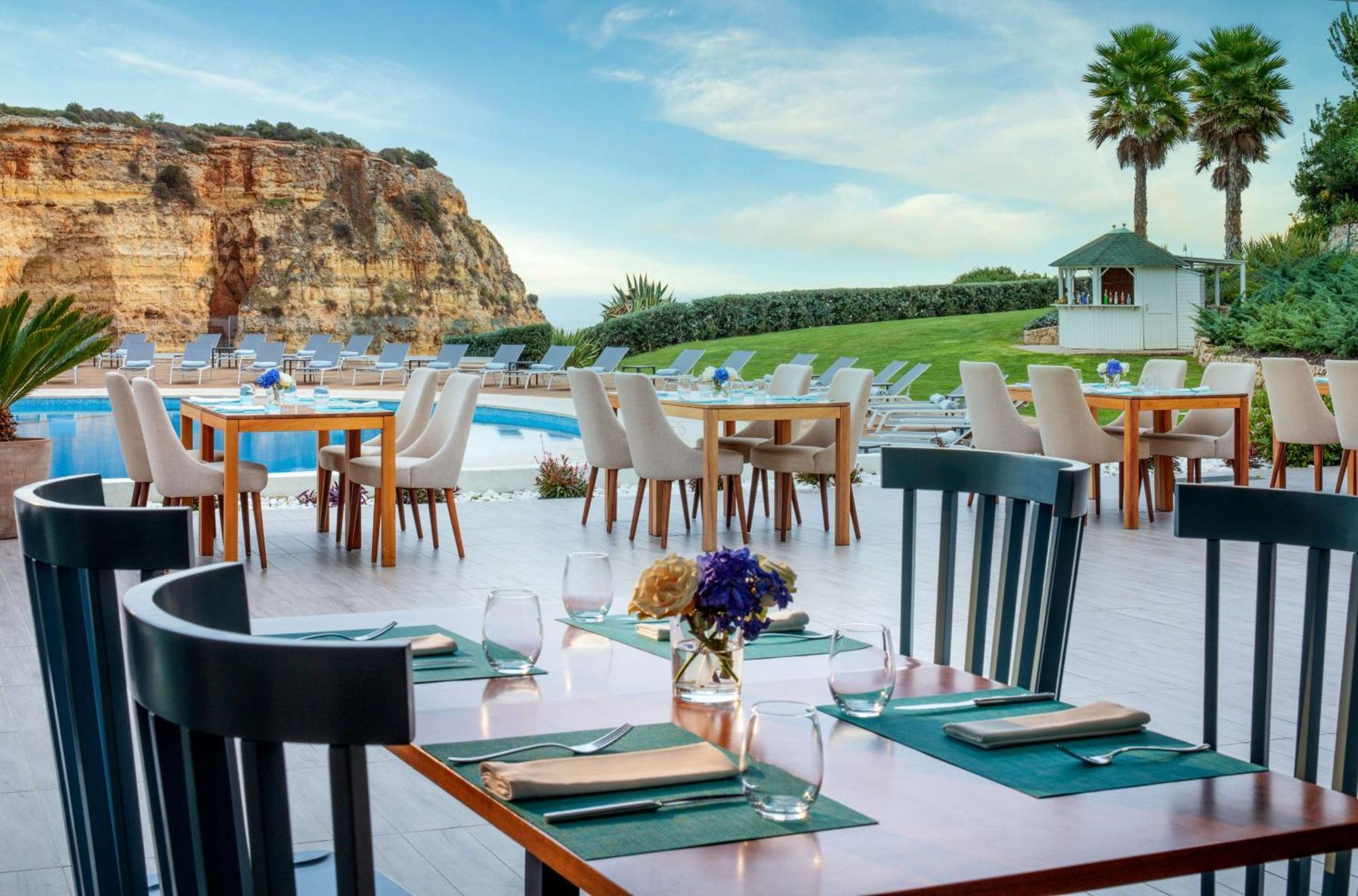 ホテル チボリ カルボエイロ カルヴォエイロ エクステリア 写真 The resort's restaurant